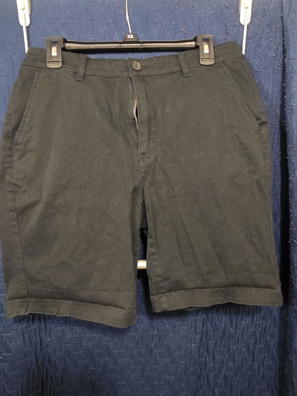 Forever 21 Men's Black Flat-Front Casual Shorts
